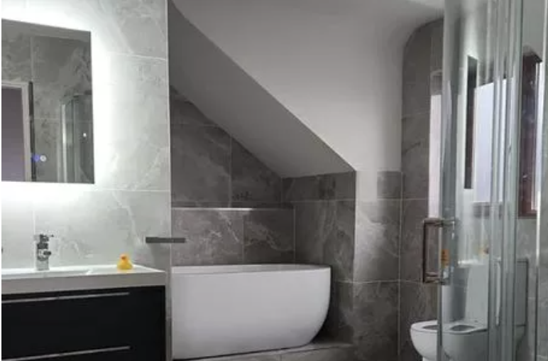 Win a €1000 Bathrooms4U voucher for a Bathroom Makeover