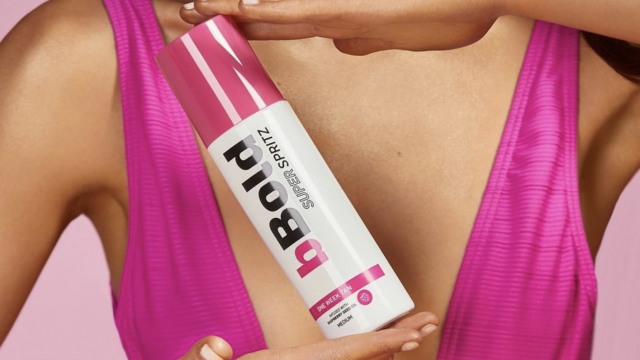 Win a year's supply of bBold's week-long glimmering tan Super Spritz