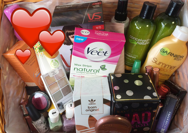 Vote In The Stellar Beauty Hero Awards and Win A Beauty Hamper Stuffed Full Of Products