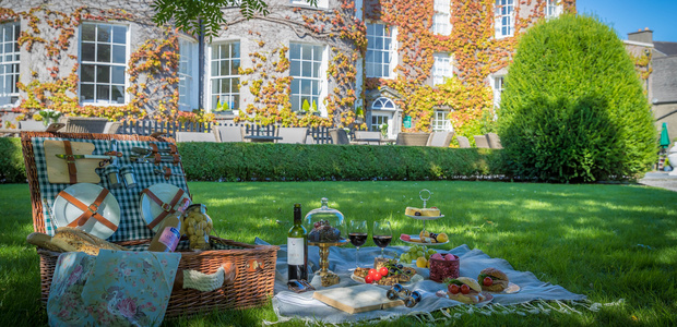 Win a Relaxing Break Away for 2 and savour Butler House on 30th October as part of Kilkenny Savour Festival